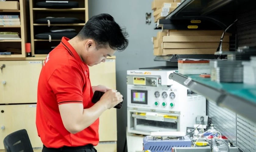 Địa chỉ thay pin Vsmart uy tín, chính hãng tại Điện Thoại Vui