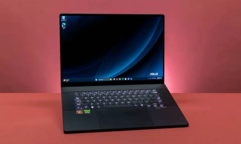 Lưu ý khi mua laptop cho sinh viên điều dưỡng