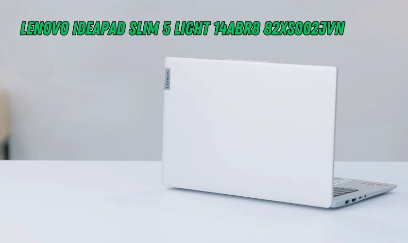 Lenovo Ideapad Slim 5 Light 14ABR8 82XS002JVN
