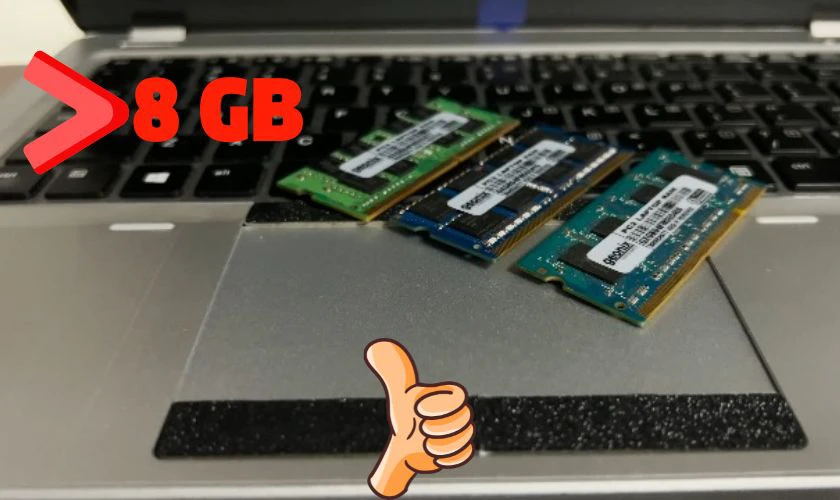 Tiêu chí chọn laptop cho sinh viên Ngôn ngữ Anh