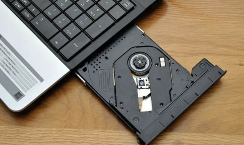 Laptop có ổ đĩa CD là gì