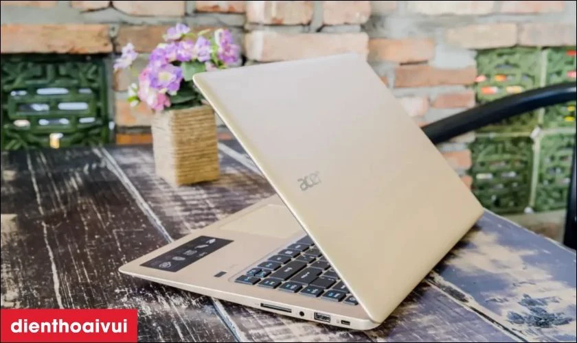 Laptop cũ cho học sinh, sinh viên và văn phòng