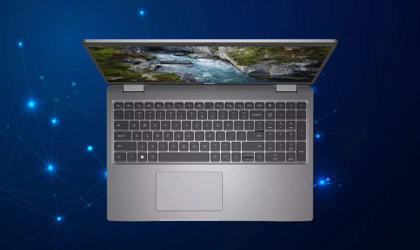 DELL Precision 3580