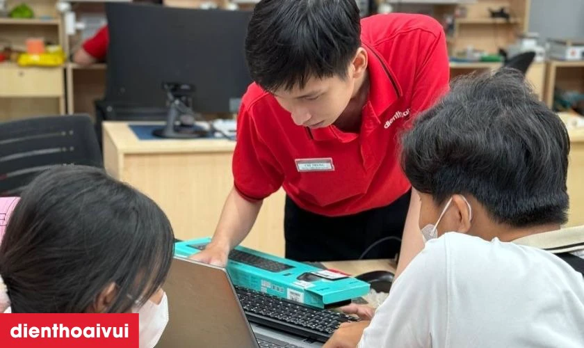 Vì sao nên mua laptop Huawei cũ tại Điện Thoại Vui?