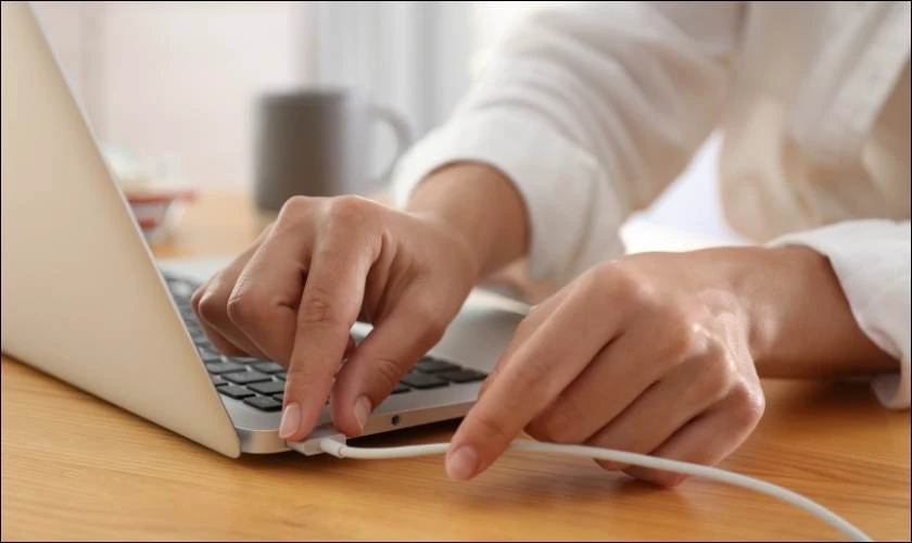 Laptop tốn bao nhiêu điện?