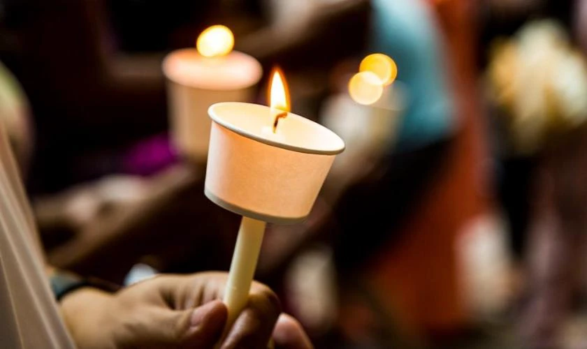 Tìm hiểu Lễ Vọng Phục Sinh có bắt buộc không