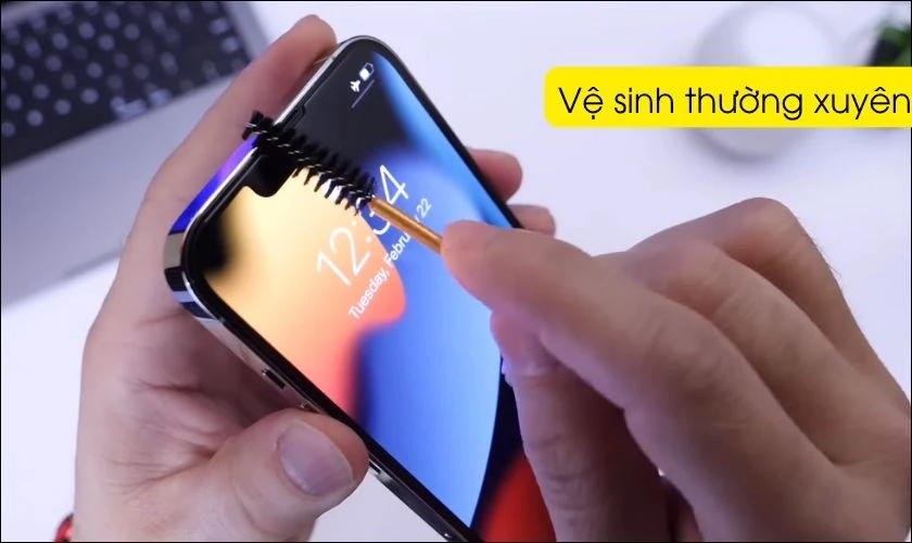 Mẹo hạn chế loa iPhone 12 Pro Max bị nhỏ