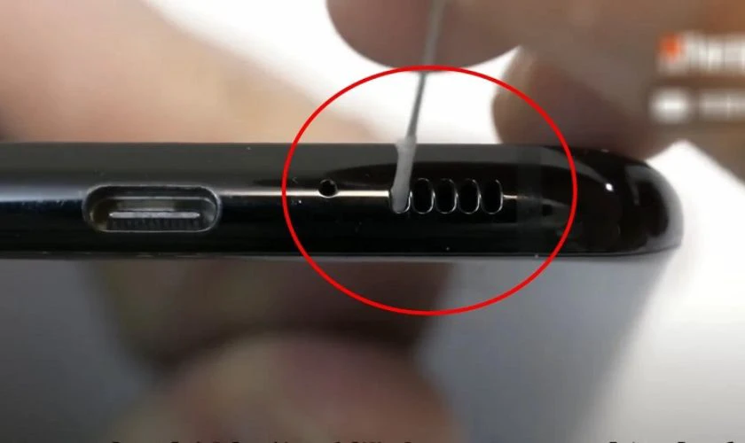 Mẹo hạn chế tình trạng loa iPhone 15 Pro Max bị rè