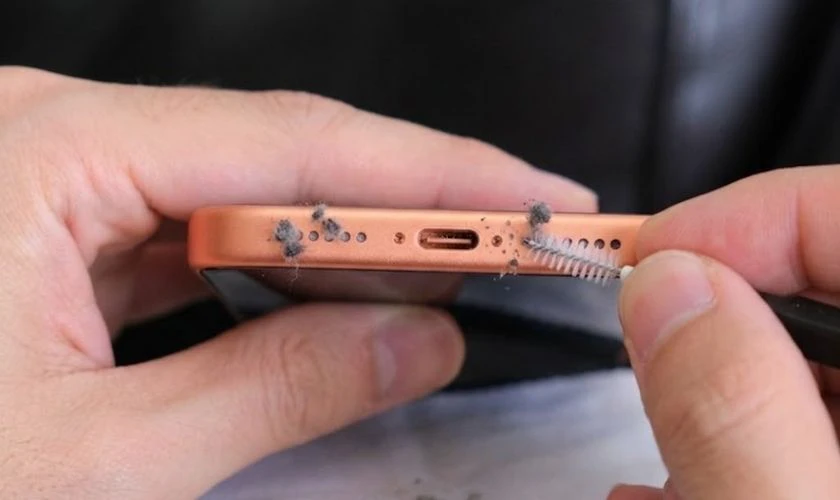 Cách khắc phục loa iPhone 17 Pro Max bị nhỏ tại nhà