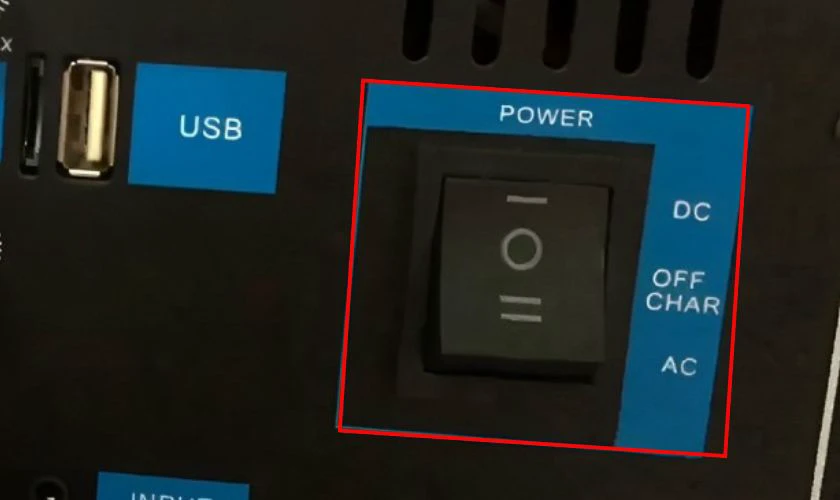 Cách nhận biết loa kéo cắm điện trực tiếp là gì?