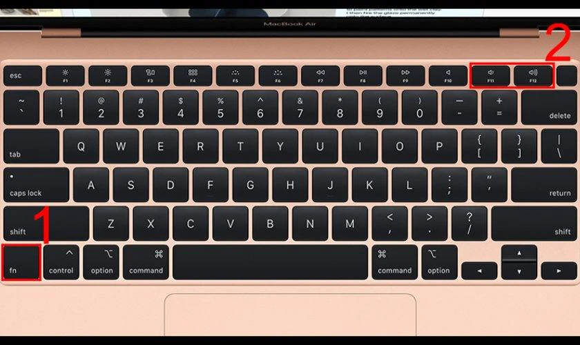 Dùng bàn phím hoặc Touch Bar khắc phục loa MacBook bị nhỏ