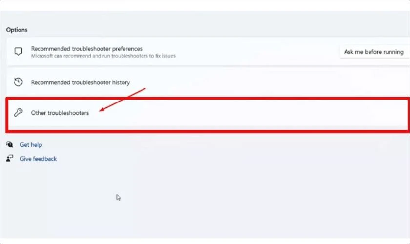 Trong cửa sổ hiện ra, bạn nhấn chọn mục Other Troubleshooters