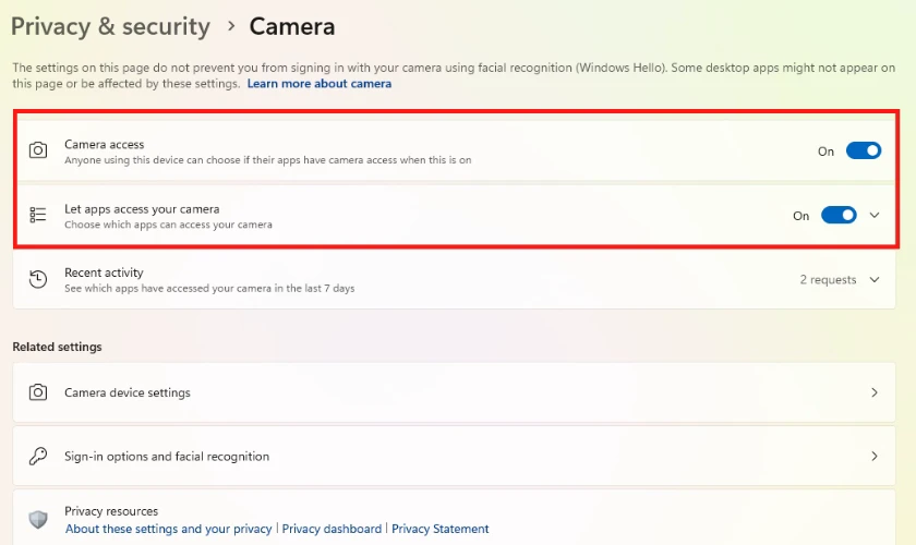 Kiểm tra trạng thái của Camera access và Let apps access your camera