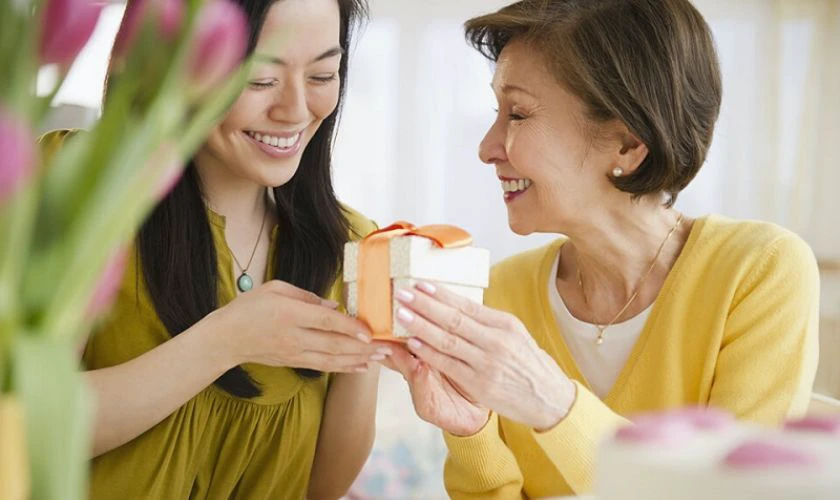 Lời chúc Vu Lan 2025 cho mẹ chồng