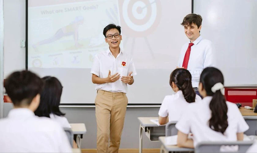 Nhắc lại câu chuyện mở đầu