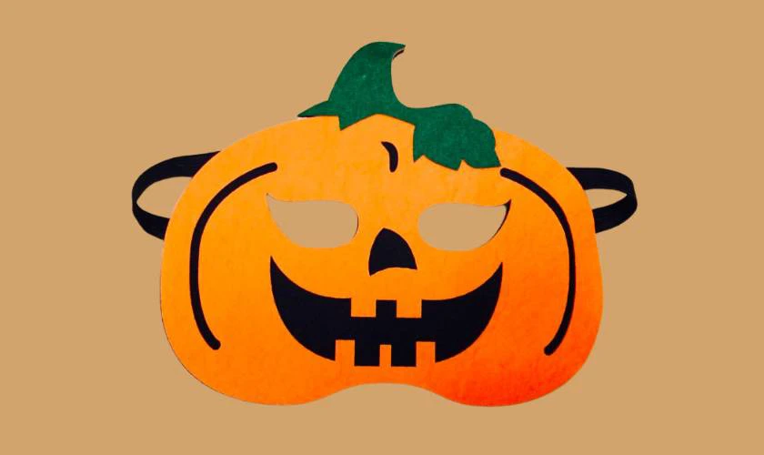 Làm mặt nạ Halloween với vải nỉ hình bí ngô