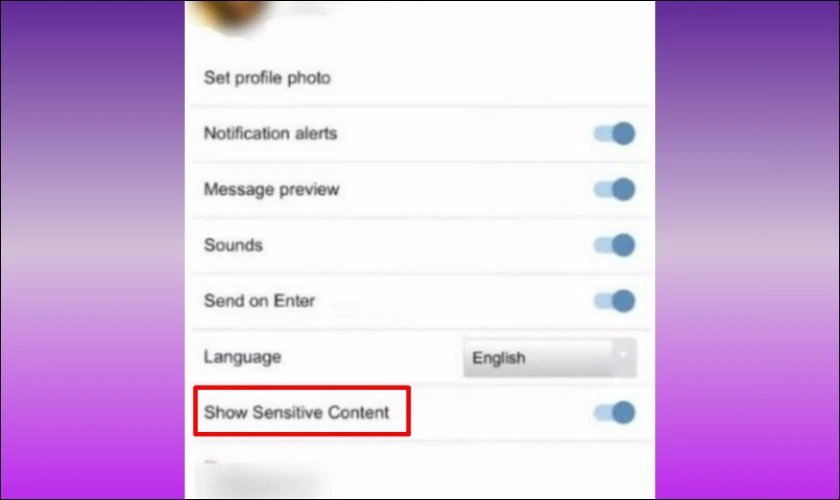 Chọn Show Sensitive Content rồi truy cập vào kênh chat mong muốn