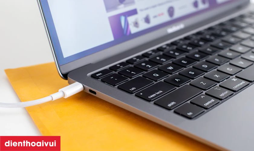 Pin lâu, hoạt động bền bỉ