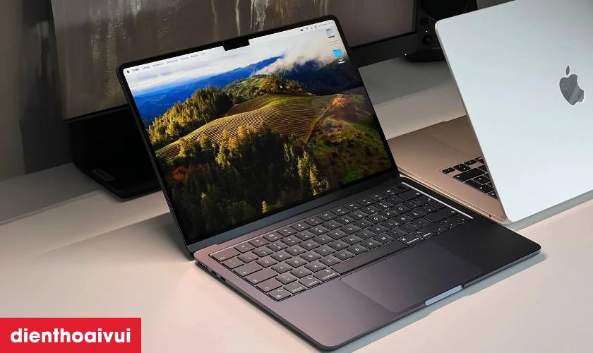 Màn hình Liquid Retina 13.6 inch sắc nét
