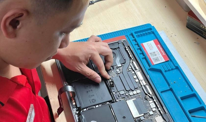 Thay main laptop của bạn