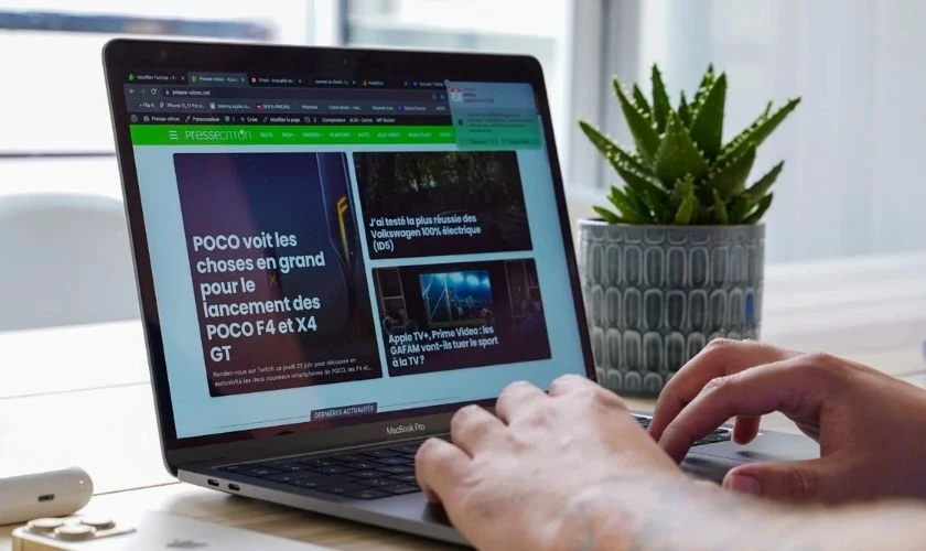 Lưu ý khi mua MacBook cho sinh viên CNTT