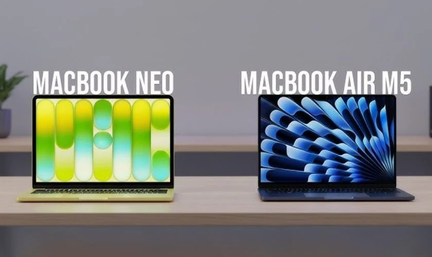 So sánh về màn hình cả 2 dòng máy