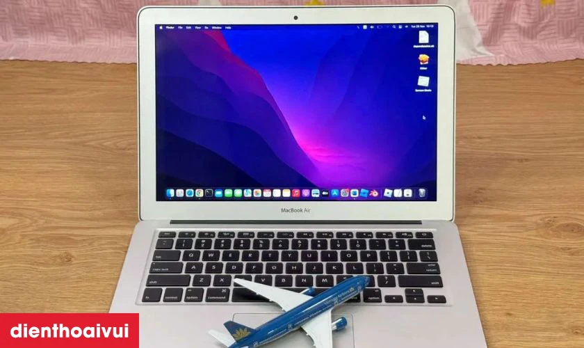 Khi nào cần thay màn hình Macbook Air 2015 13 inch A1466