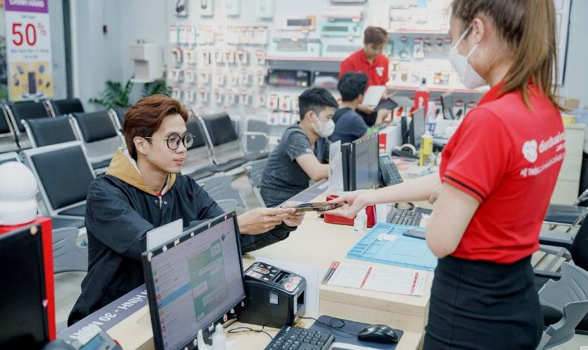 Mang máy đến trung tâm bảo hành hoặc sửa chữa