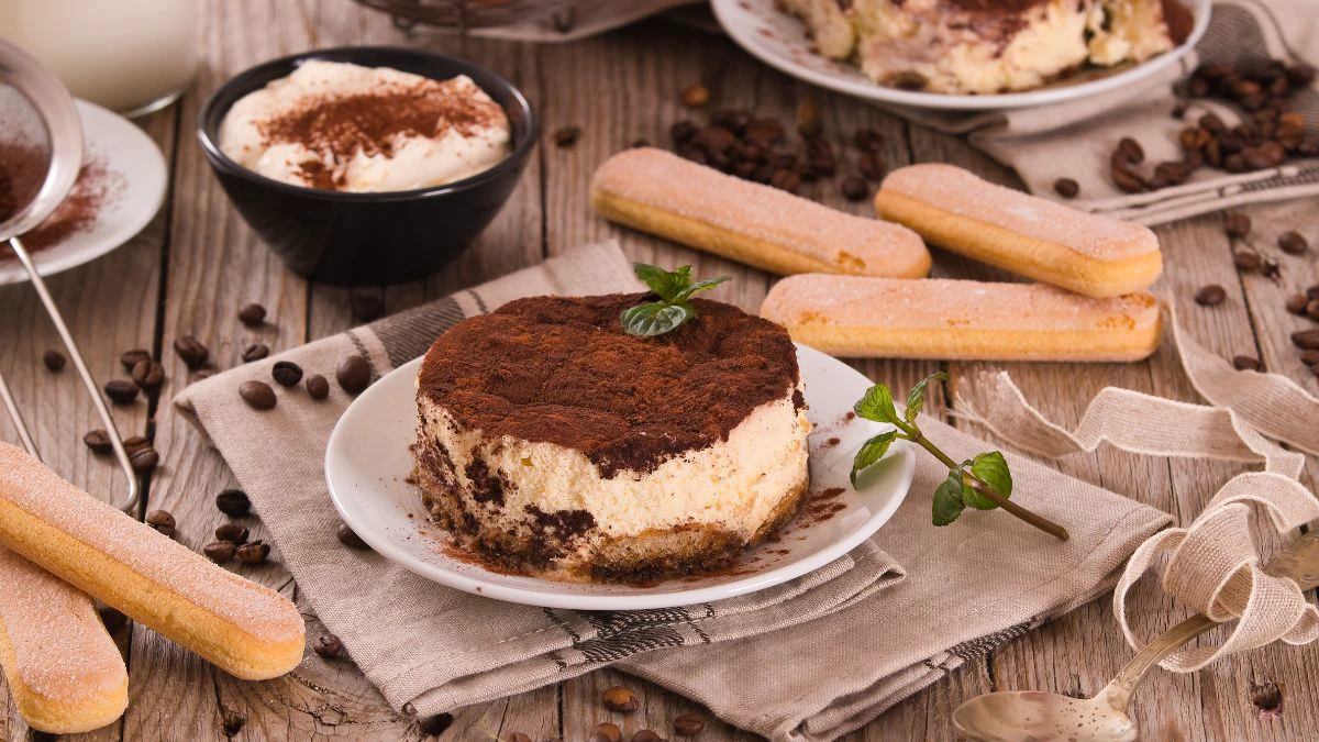 Bánh Tiramisu hình tròn