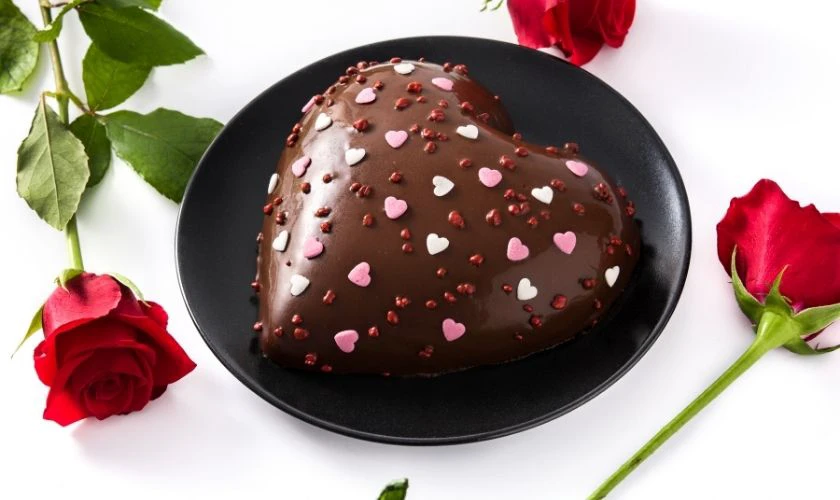 Mẫu bánh kem Valentine trang trí độc đáo