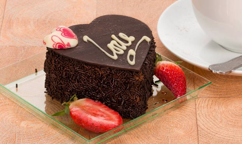 Mẫu bánh ngày Valentine hình trái tim cute