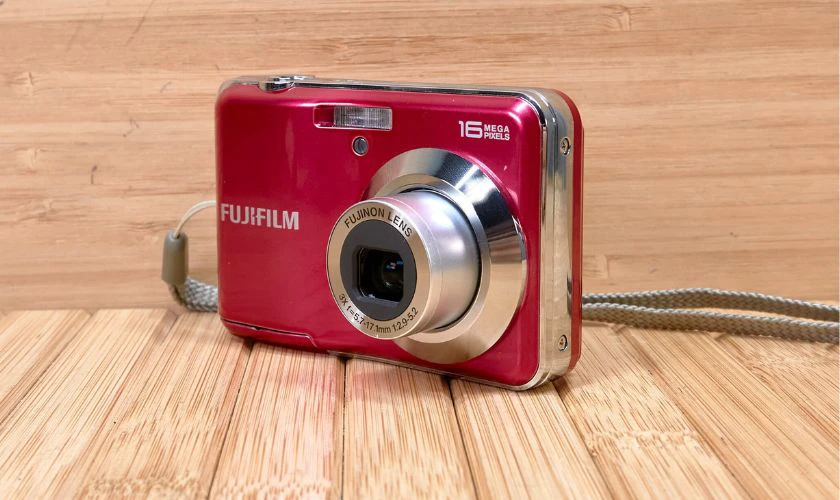 11 máy ảnh giá rẻ cho học sinh đáng mua