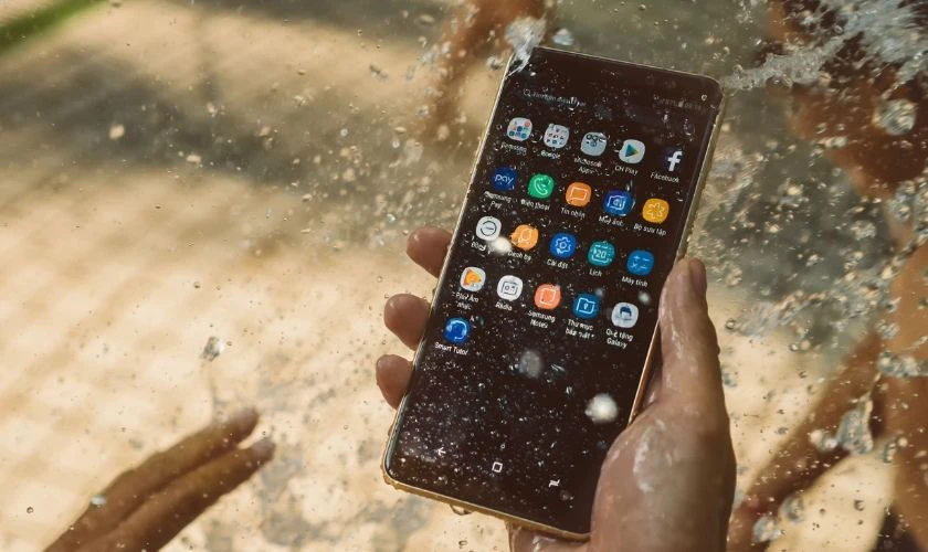 Nguyên nhân lỗi phát hiện độ ẩm ở cổng sạc Samsung
