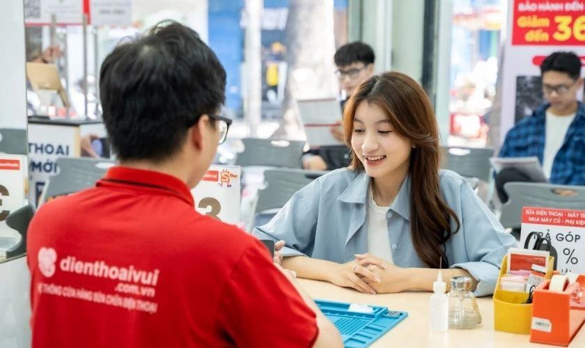 Mua điện thoại trả góp cho sinh cần điều kiện gì?