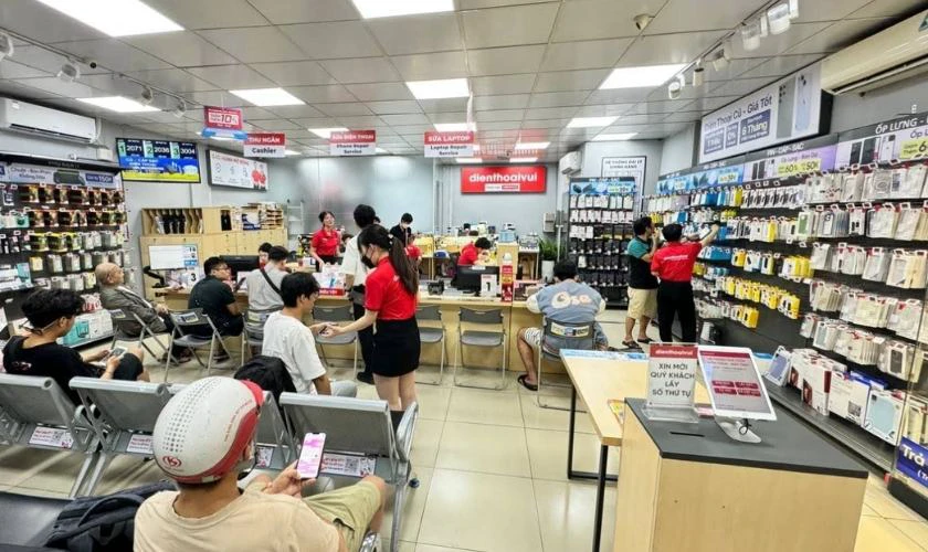 Tại sao nên mua iPhone cũ uy tín Bình Chánh ở Điện Thoại Vui