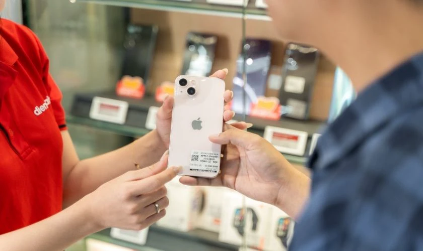 Tiêu chí chọn địa chỉ mua iPhone cũ uy tín quận 5