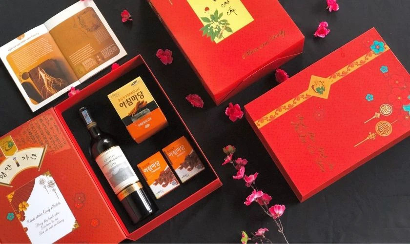 Rượu vang sang trọng là món quà tuyệt vời cho Tết 2025