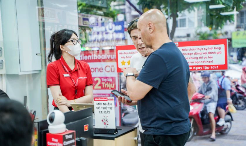 Kinh nghiệm chọn mua sạc laptop quận 10