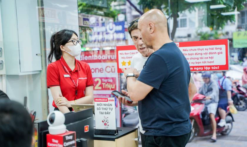 Giá sạc laptop tại Điện Thoại Vui luôn cạnh tranh