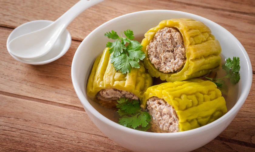 Món canh khổ qua được nhiều gia đình Việt lựa chọn vì ý nghĩa đặc biệt