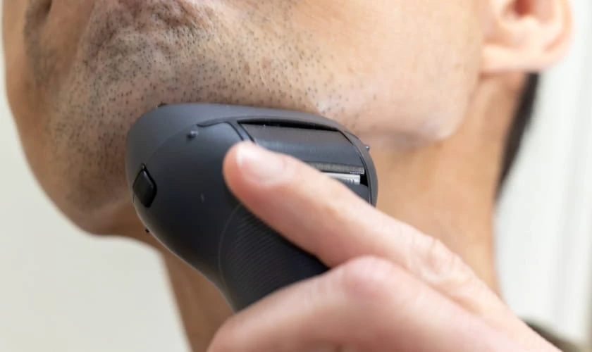 Mùng 1 Tết có nên cạo râu hay không