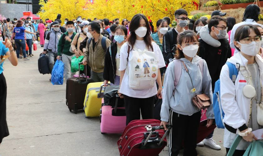 Tình hình giao thông và vé tàu khó khăn cần có sự chuẩn bị chu đáo