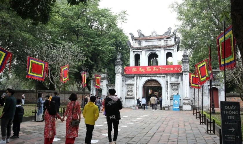 Chọn hướng xuất hành hoàng đạo để tăng may mắn