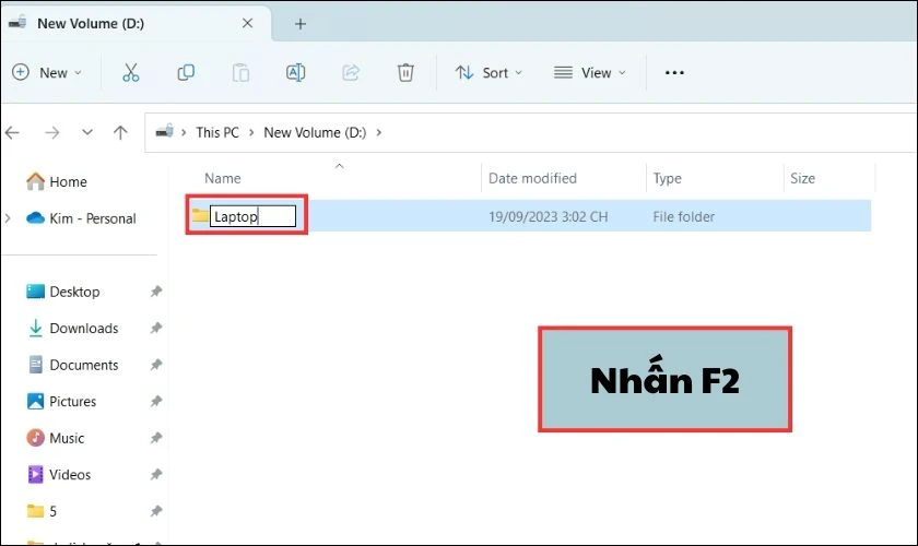 Ấn phím F2 và nhập tên muốn tạo cho file trên máy tính