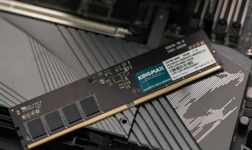 So sánh RAM Kingmax và Kingston về giá cả