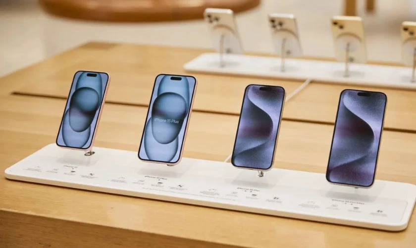 Nên mua điện thoại iPhone 15 nào kết hợp hoàn hảo giữa thiết kế và hiệu suất