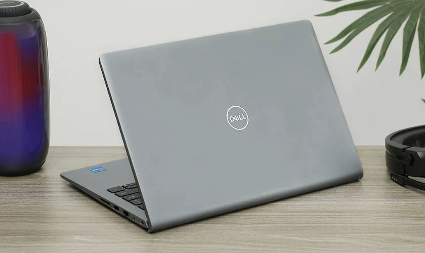 Laptop DELL cho sinh viên kỹ thuật
