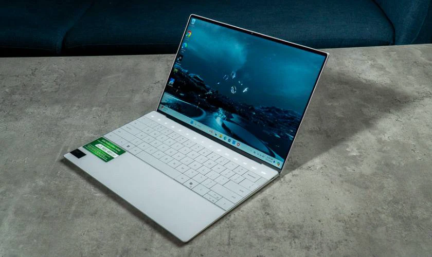 Laptop DELL cho sinh viên ngoại ngữ