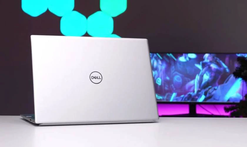 Laptop DELL cho sinh viên sư phạm
