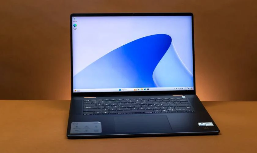 Nên mua laptop Dell nào cho sinh viên nhất